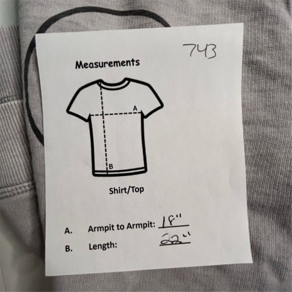 SoulCycle Women's Purple Gray Scoop Neck Sweatshirt Size S Casual - flawed - Picture 7 of 8